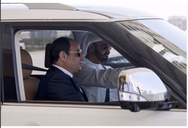 محمد بن زايد يستقبل السيسي