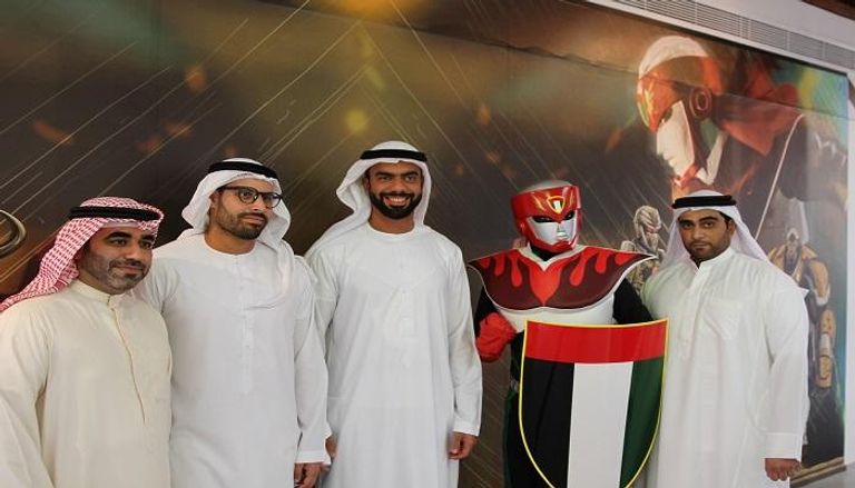 محمد خليفة المبارك وسيف غباش في افتتاح معرض جنون الكرتون