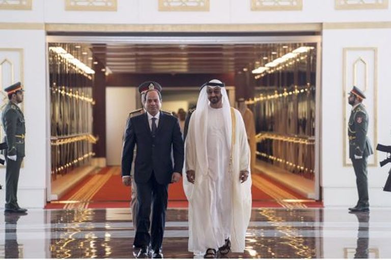 الشيخ محمد بن زايد آل نهيان والرئيس المصري عبد الفتاح السيسي