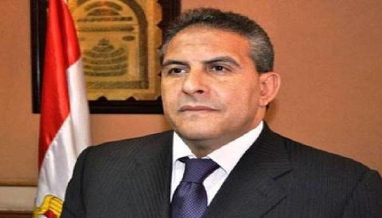 طاهر أبوزيد وزير الرياضة المصري السابق