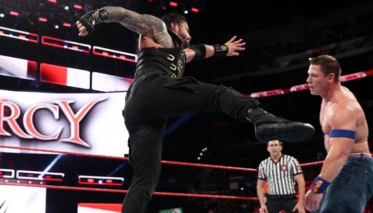 جون سينا ورومان رينز