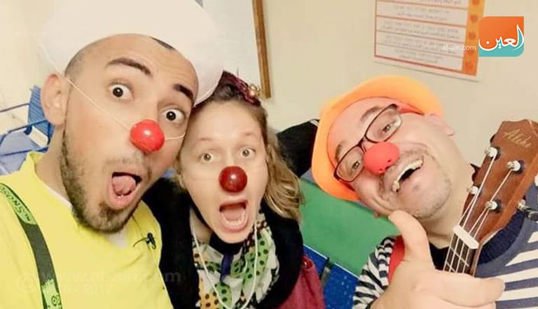 الضحك.. دواء الأطفال في غزة