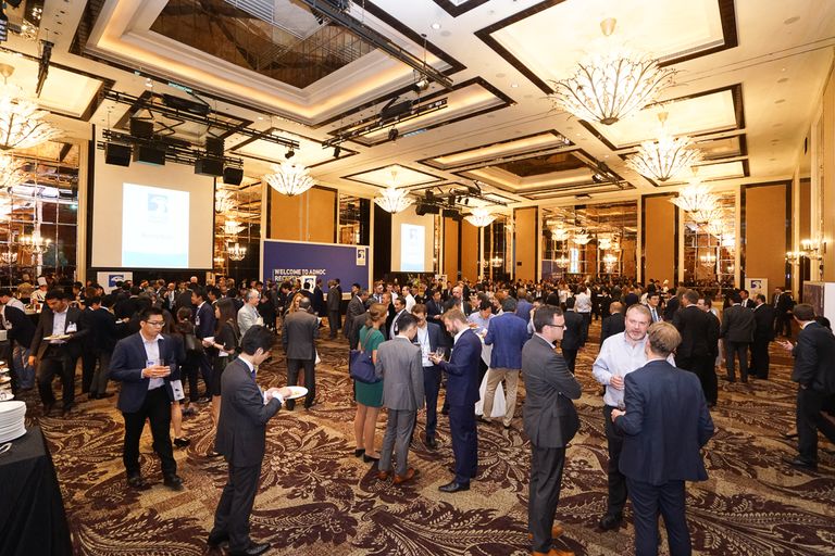 جانب من مشاركة وفد أدنوك في سنغافورة