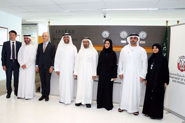 كلية إنسياد تدشن مقرها الجديد في أبوظبي