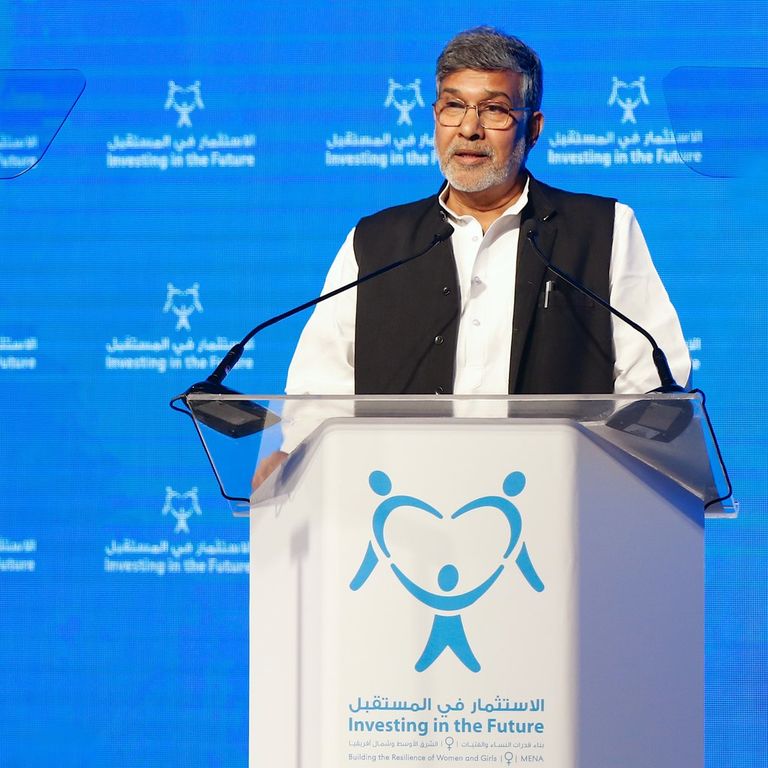 أميتاب باتشان يدعم مبادرة ضد الاعتداء على الأطفال