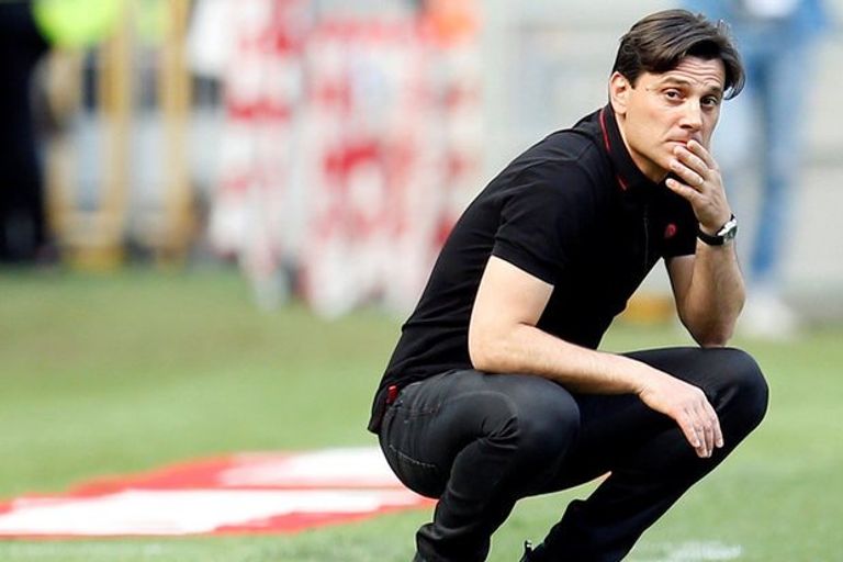 لويس إنريكي مدرب برشلونة السابق