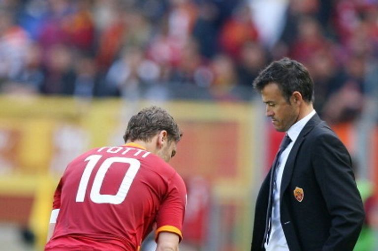 لويس إنريكي مدرب برشلونة السابق