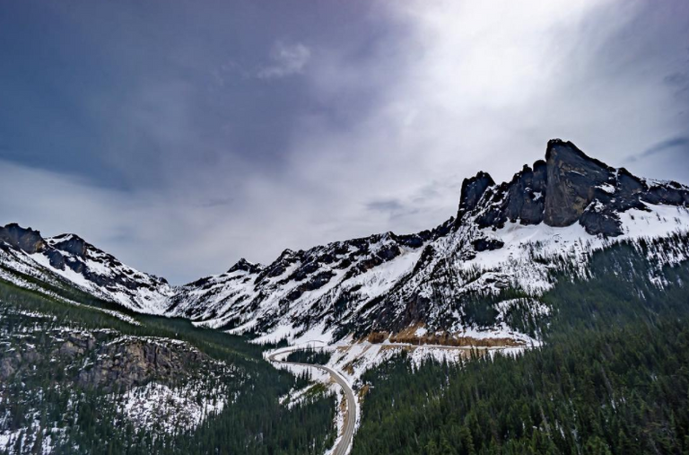 طريق سلسلة جبال كاسكيد