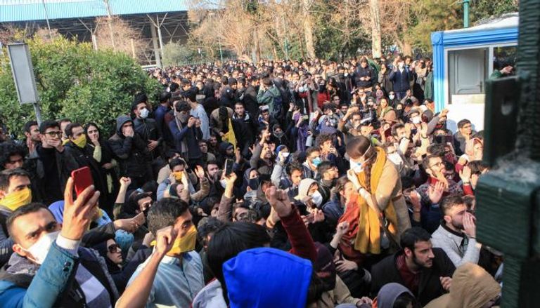 ترامب أعلن دعمه بقوة للمتظاهرين في إيران