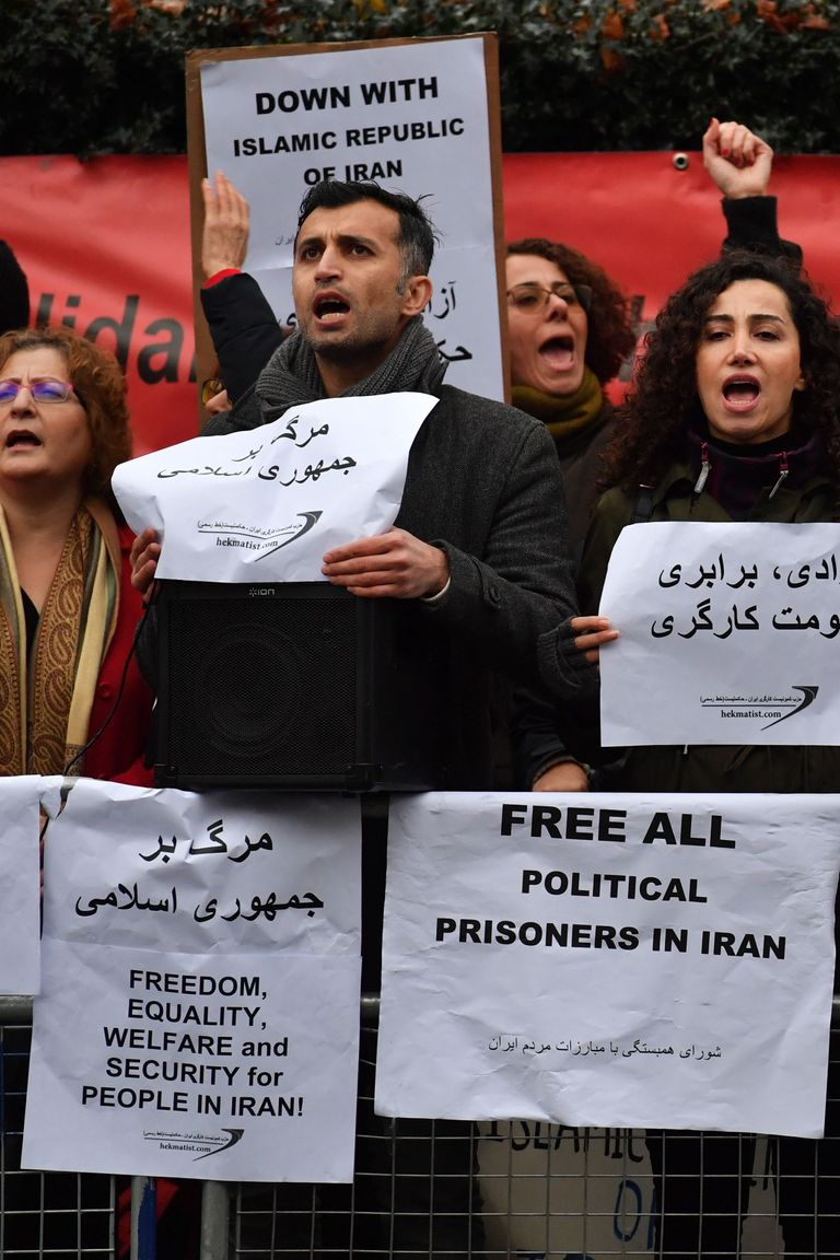 مظاهرات بعواصم العالم رفضا لقمع الملالي