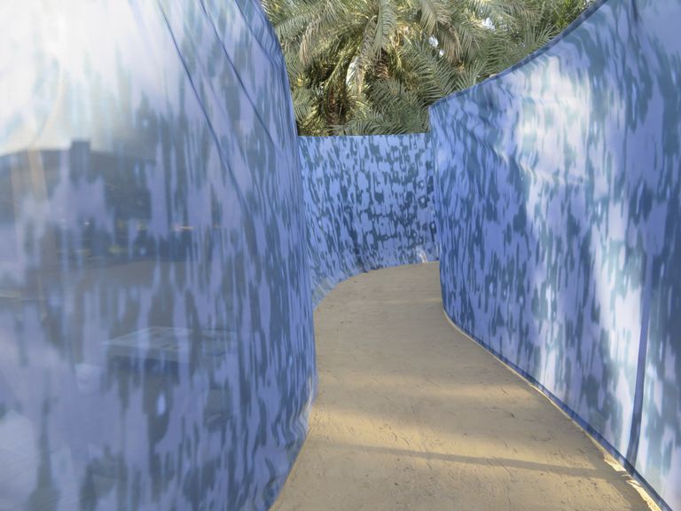 أعمال فنية إبداعية في منطقة العين