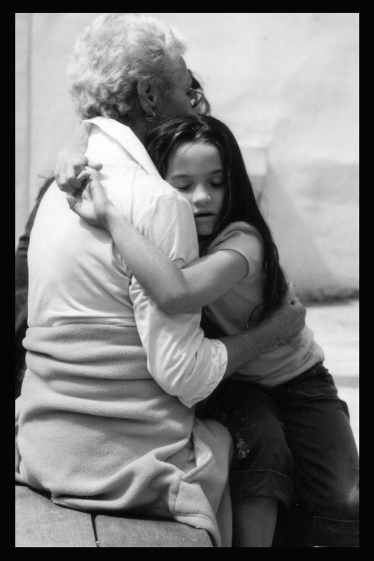 الاحتضان والتفهم أساس تعامل الأجداد