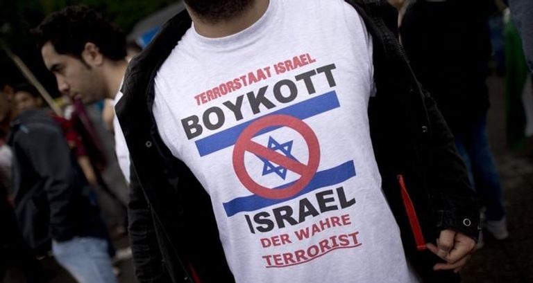 تنتشر دعوات في أوروبا لمقاطعة إسرائيل بسبب جرائمها في فلسطين