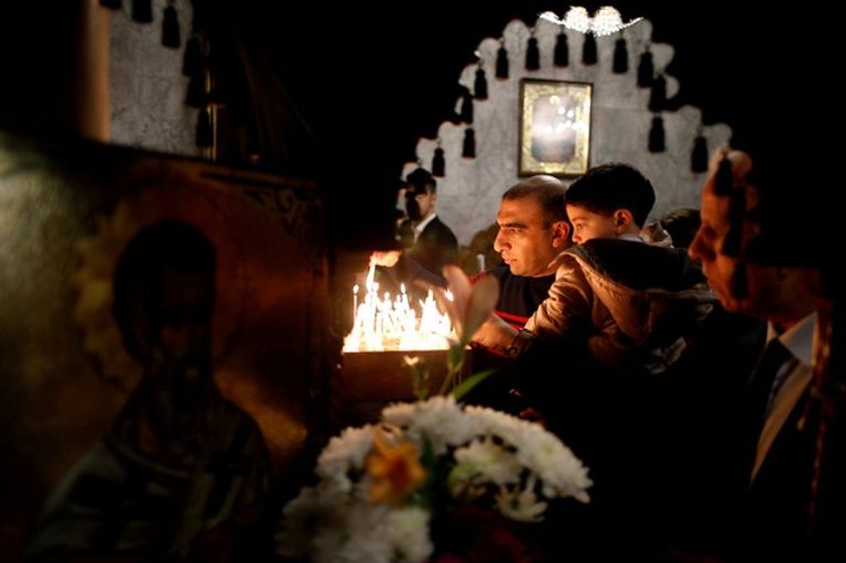 احتفالات عيد الميلاد في فلسطين الكاتدرائية الأرثوذكسية عشية عيد الميلاد في مينسك روسيا البيضاء