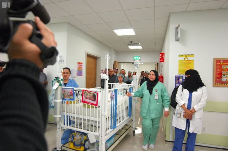 عملية فصل التوأم السيامي في الرياض