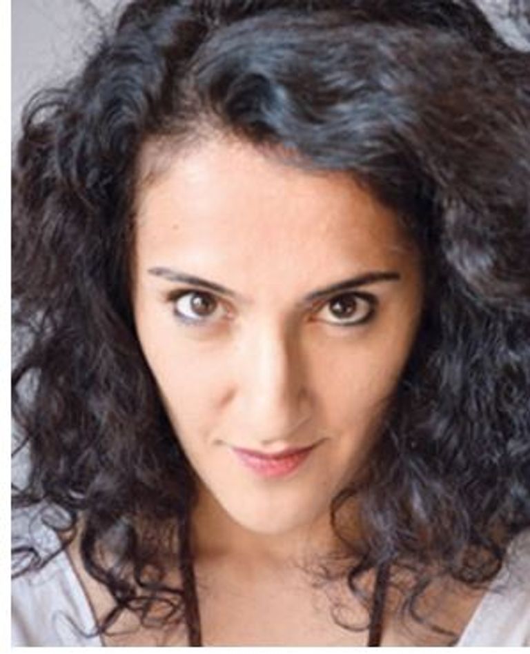 الإيرانية مريم مجيدي وروايتها "ماركس والدمية"