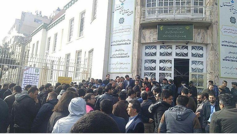 إضراب بسوق الذهب