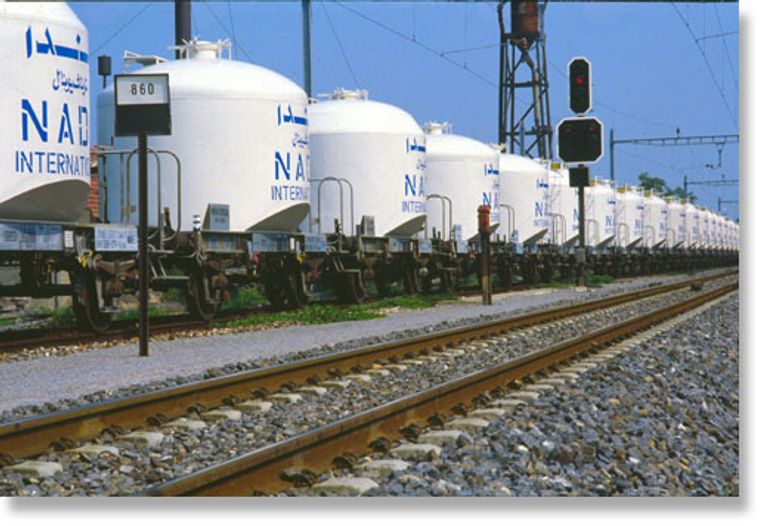 يوسف ندا سفير ظل الإخوان