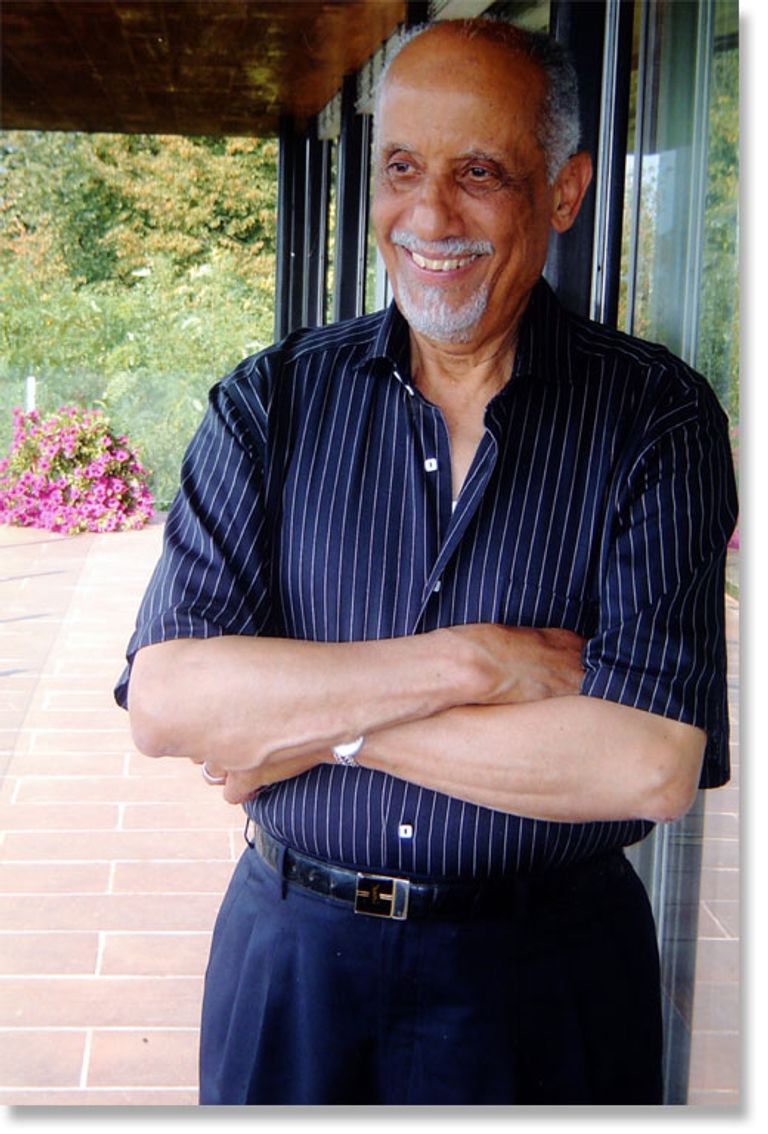 يوسف ندا سفير ظل الإخوان