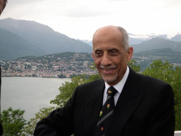 يوسف ندا سفير ظل الإخوان