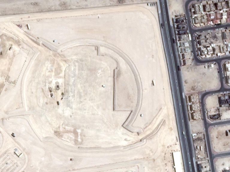 استاد الثمامة المقاطعة العربية لقطر تعرقل بناء استادات كأس العالم