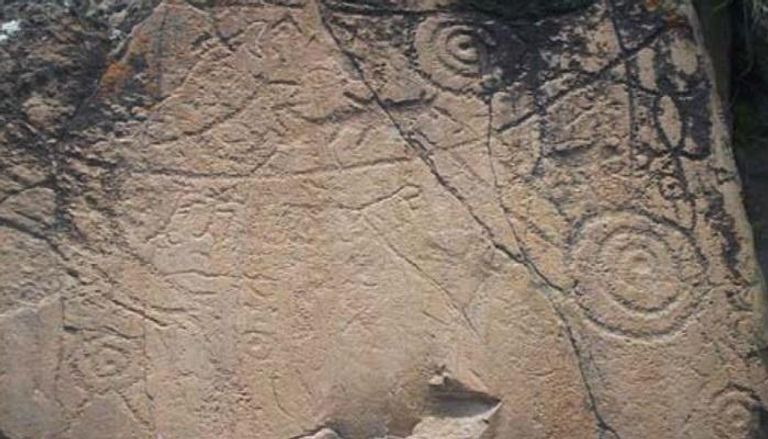 النحت الصخري المكتشف في كشمير 