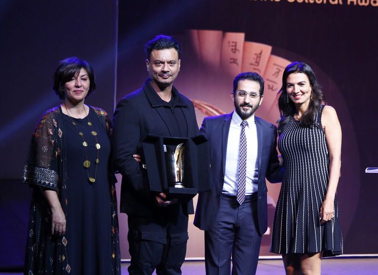 الحفل حضره نخبة من الفنانين والمثقفين الفنان أحمد حلمي كان ضيف شرف حفل جوائز ساويرس