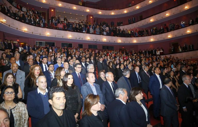 الحفل حضره عدد كبير من النجوم الفنان أحمد حلمي كان ضيف شرف حفل جوائز ساويرس