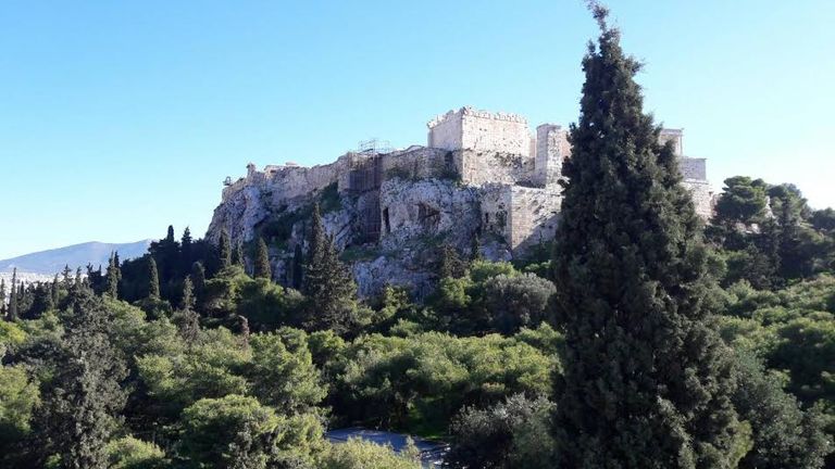 مدينة "أكروبوليس" اليونانية