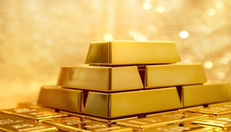 تراجع الذهب في السوق الفورية 0.5%