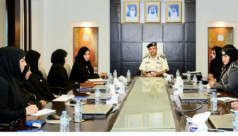مكتب شؤون الشرطة النسائية بشرطة أبوظبي