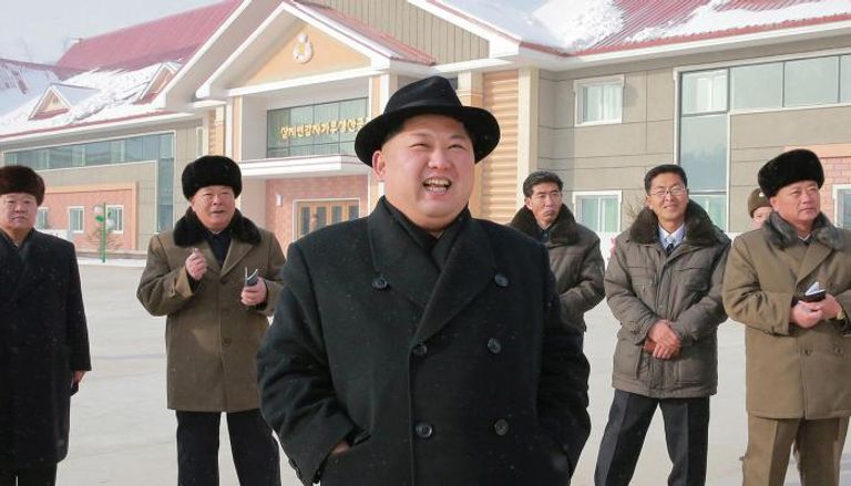 زعيم كوريا الشمالية يزور مصنعا لدقيق البطاطس