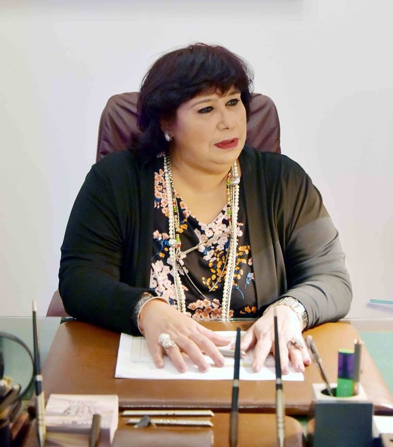 إيناس عبدالدايم وزيرة الثقافة المصرية الجديدة إيناس عبدالدايم في أول أيامها الوزارية