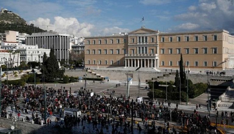 شلل بشوارع اليونان بسبب إضراب عمالي