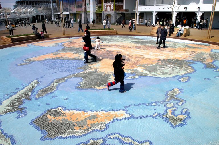 رابطة الأرض المستوية تقول إن الصور المأخوذة للأرض مزيفة الجدل حول استدارة الأرض من عدمها ما زال دائراً حتى الآن