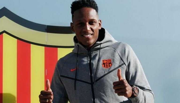 الكولومبي ياري مينا لاعب برشلونة الجديد جيمس رودريجيز لاعب بايرن ميونيخ