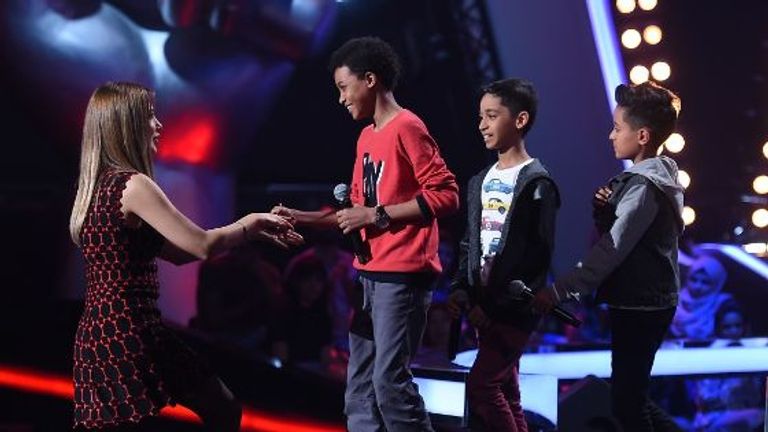 نانسي تختار لجي المسرحي على حساب أمجد نبيل وجراح الشاعر نانسي وحيرة مستمرة في ذا فويس