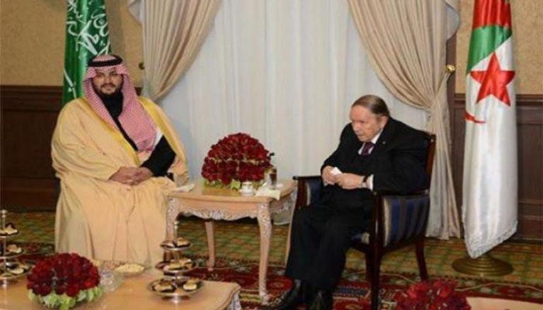 الرئيس الجزائري بوتفليقة والأمير تركي بن محمد بن فهد بن عبدالعزيز