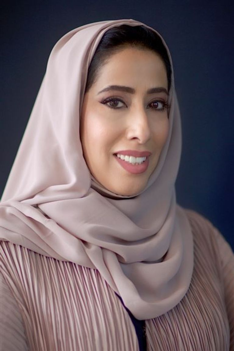 منى غانم المرّي، رئيسة نادي دبي للصحافة رئيسة اللجنة التنظيمية لمنتدى الإعلام العربي شعار منتدى الإعلام العربي