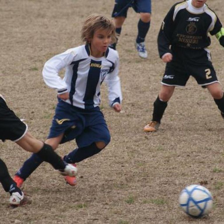 نيكولو بيرلو أندريا بيرلو نجم يوفنتوس السابق