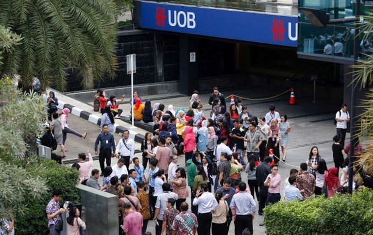 زلزال في جاكرتا الإندونيسية