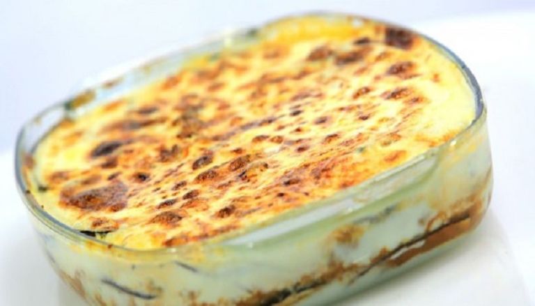 المسقعة بالبشاميل من أكثر الأكلات الغنية بالفيتامينات