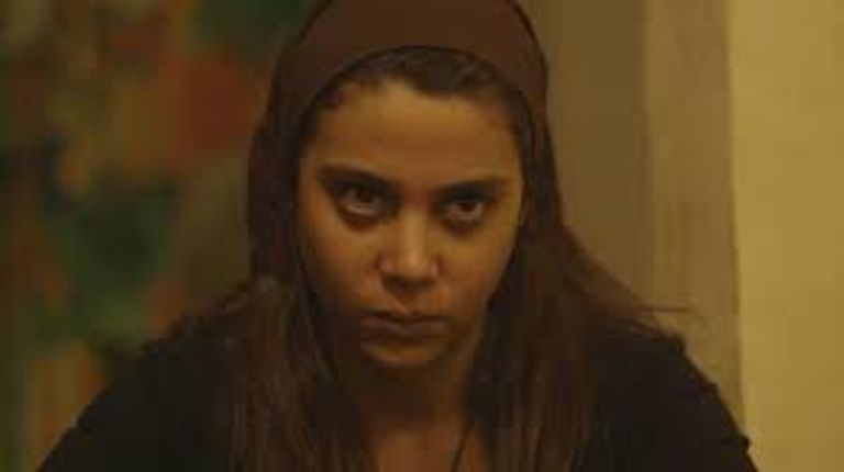 أحد مشاهد ورد مسموم