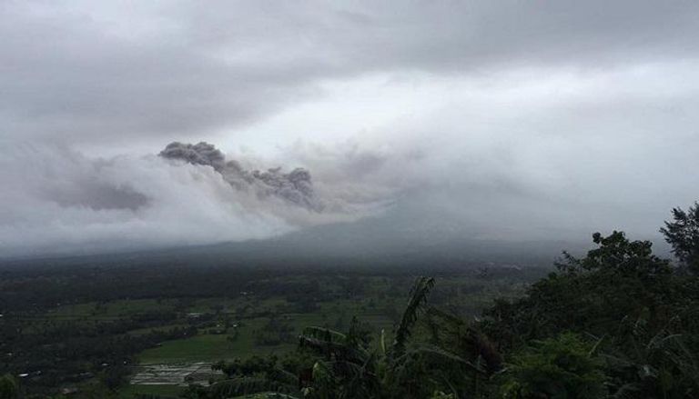 ثوران بركان مايون في الفلبين