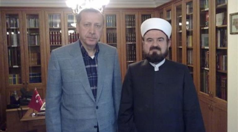 القرادغي مع أردوغان القرداغي من أبناء إقليم كردستان وحليف أردوغان