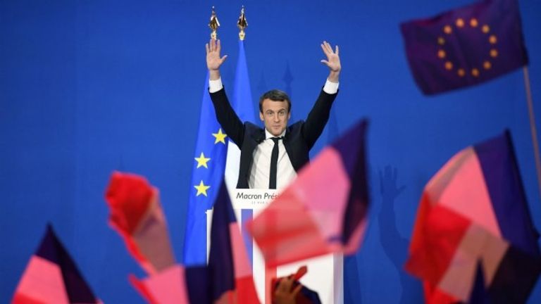 ماكرون أثناء حملته الانتخابية الحكومة الفرنسية ستسامح في الخطأ الأول