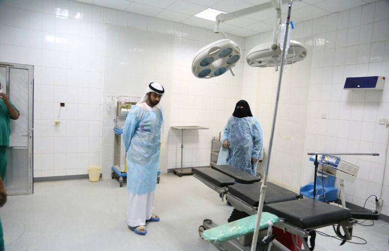 دعم القطاع الطبي بحضرموت جزء من مشاريع الهلال الأحمر الإماراتي اللجنة وقفت على احتياجات المستشفيات في حضرموت