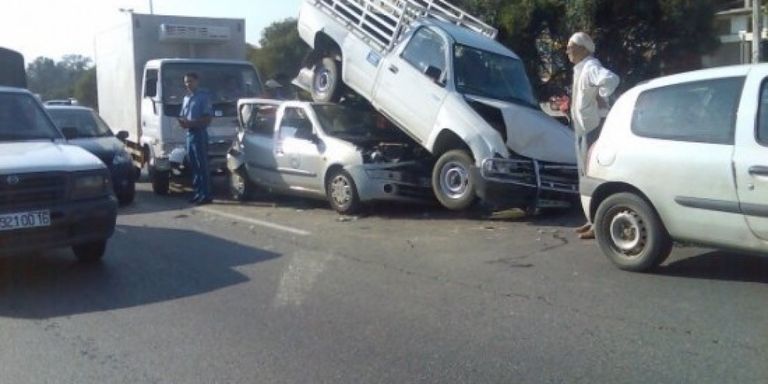 لا يخلو طريق جزائري من أكثر من حادث