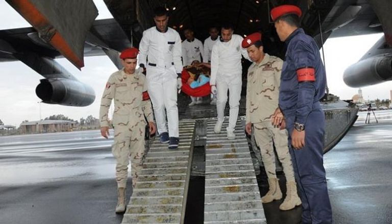 طائرة عسكرية نقلت مصابين بالحادث الإرهابي في بنغازي إلى مصر