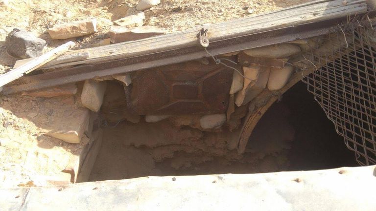 الجيش المصري يدمر ١٠ أوكار إرهابية بوسط سيناء